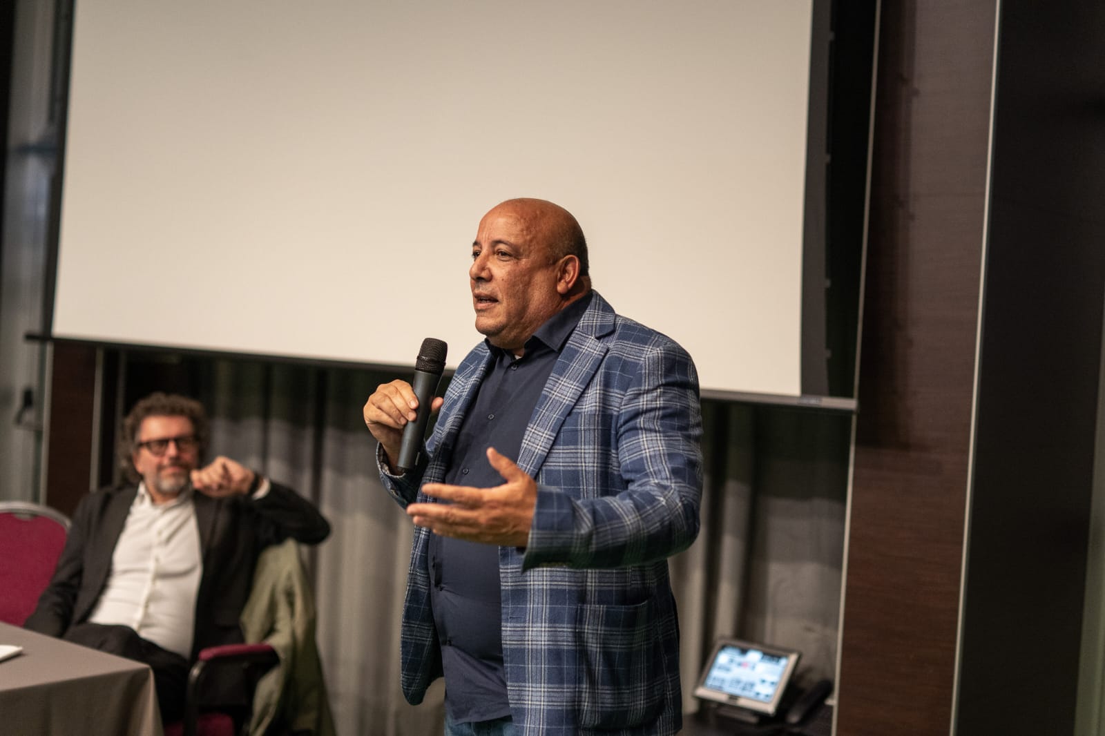 «طالياني».. عندما يصبح الإيطالي مهاجراً في المغرب: وثائقي يعيد طرح أسئلة الهجرة والاندماج والتعايش